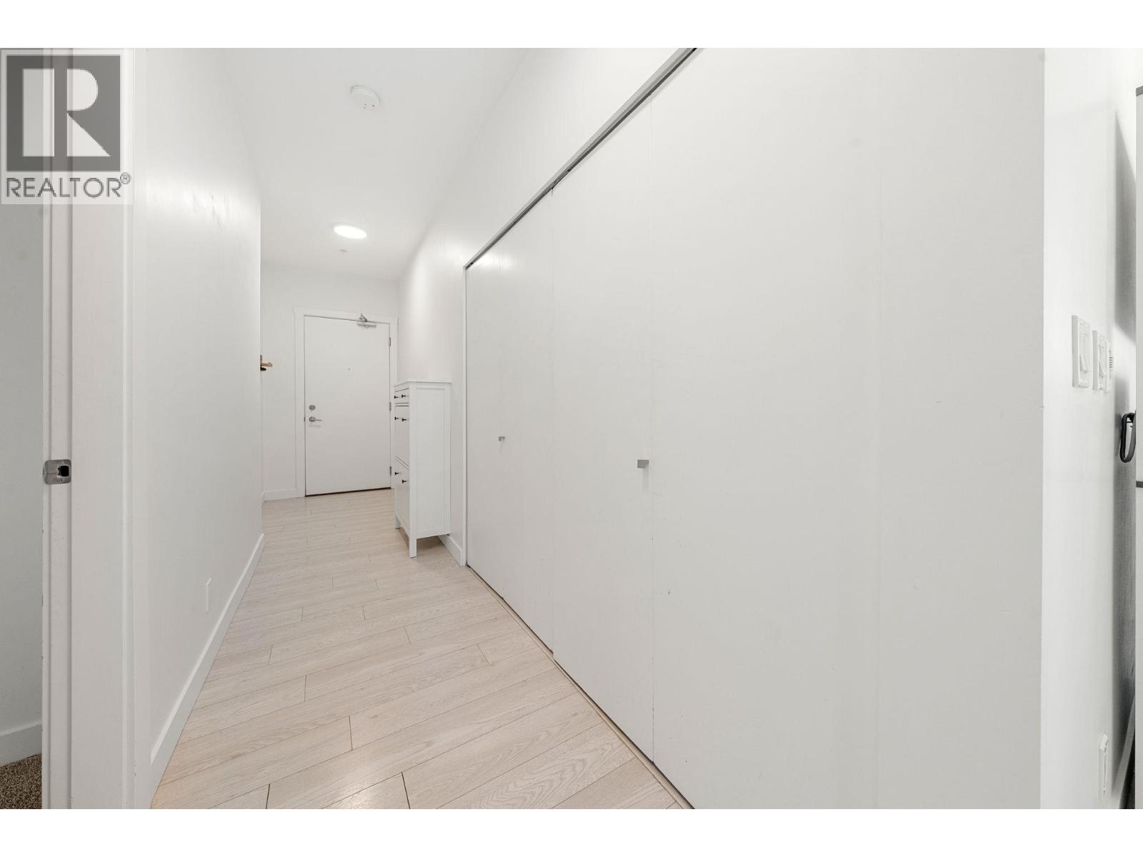 208 711 W 14th Street, North Vancouver, British Columbia  V7M 3E8 - Photo 26 - R3102253