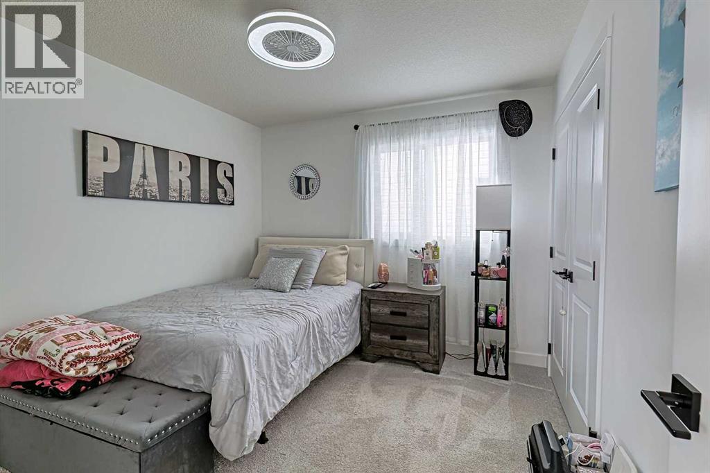 3 Saddlebred Court, Cochrane, Alberta  T4C 3B5 - Photo 33 - A2295839