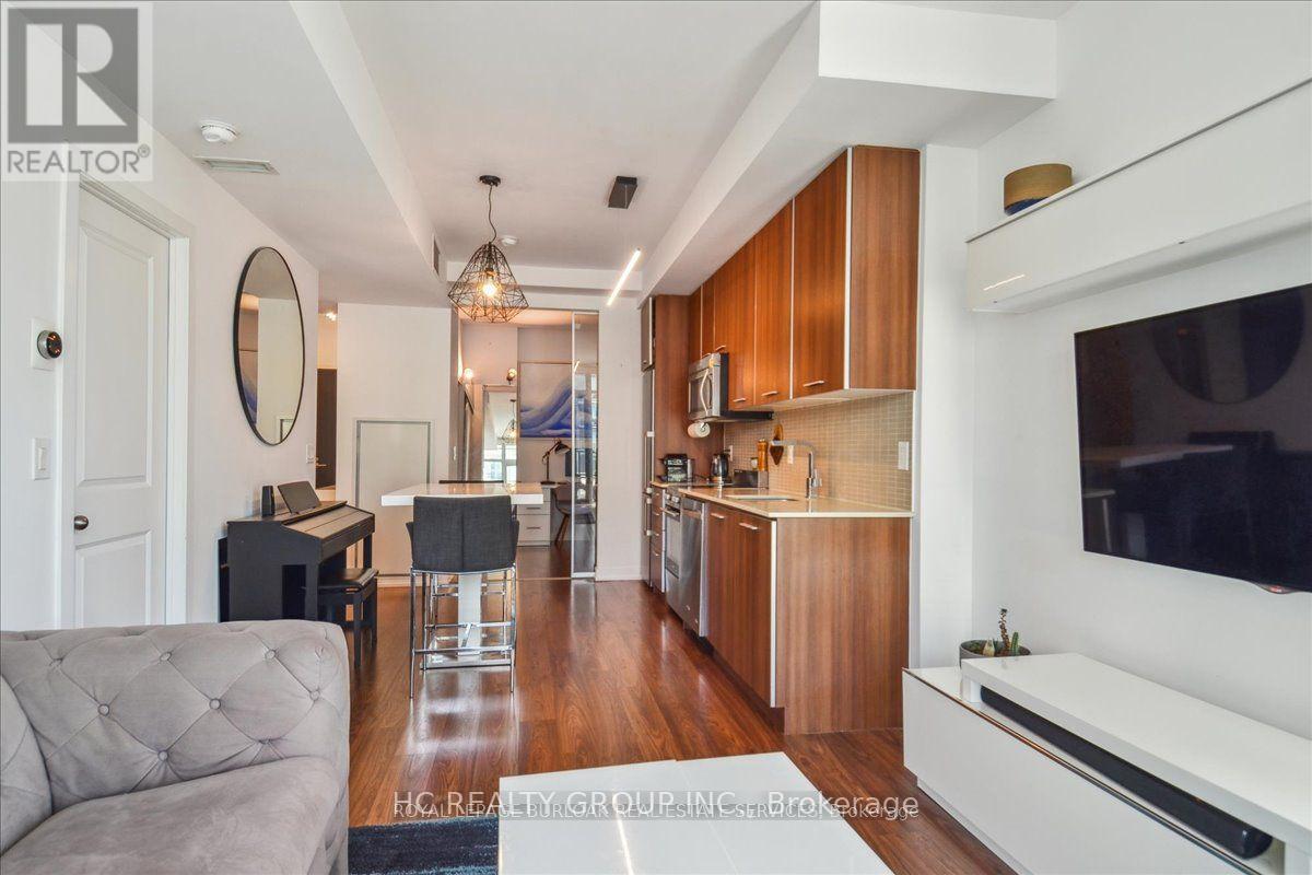 1011 - 105 George Street, Toronto, Ontario  M5A 0L4 - Photo 15 - C12999304