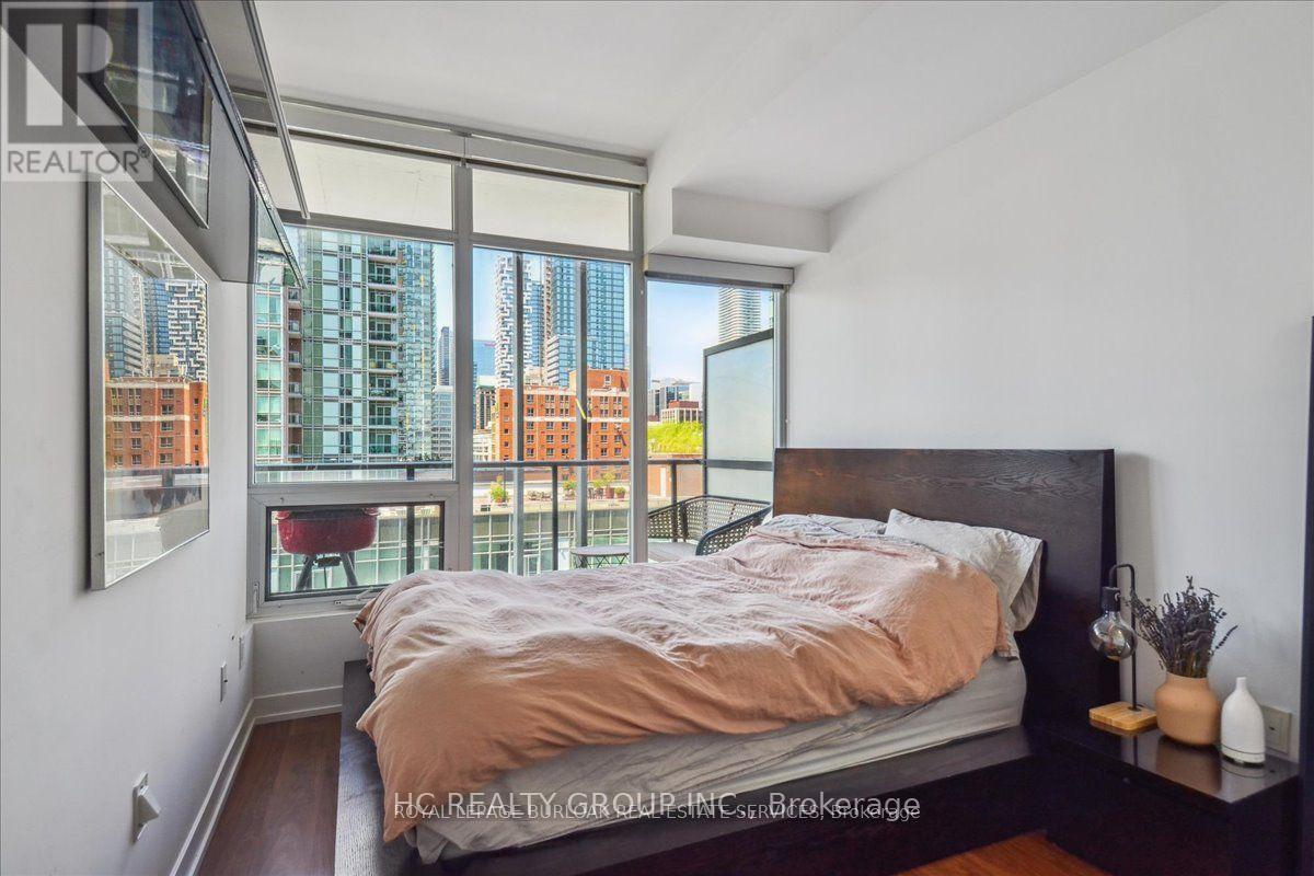 1011 - 105 George Street, Toronto, Ontario  M5A 0L4 - Photo 21 - C12999304