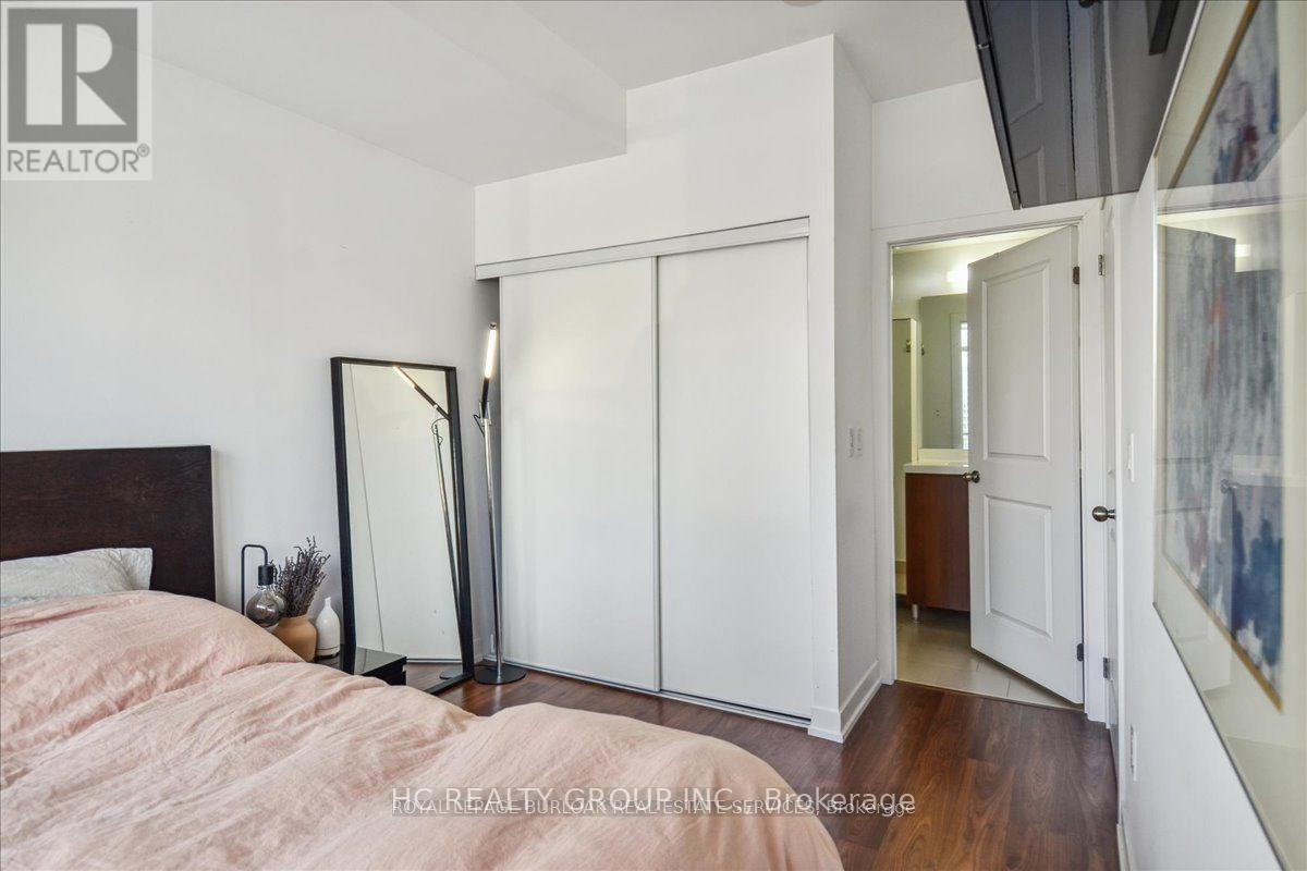 1011 - 105 George Street, Toronto, Ontario  M5A 0L4 - Photo 22 - C12999304