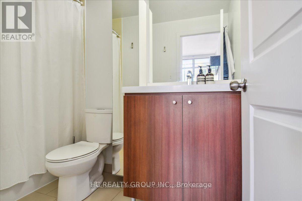 1011 - 105 George Street, Toronto, Ontario  M5A 0L4 - Photo 24 - C12999304