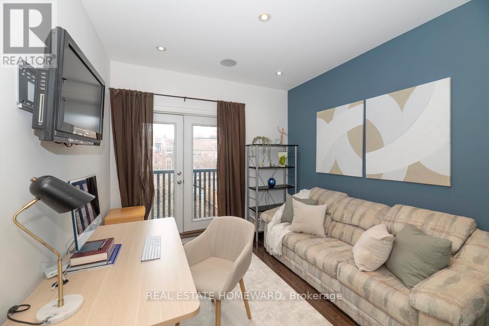 136 Spruce Street, Toronto, Ontario  M5A 2J5 - Photo 18 - C12999310