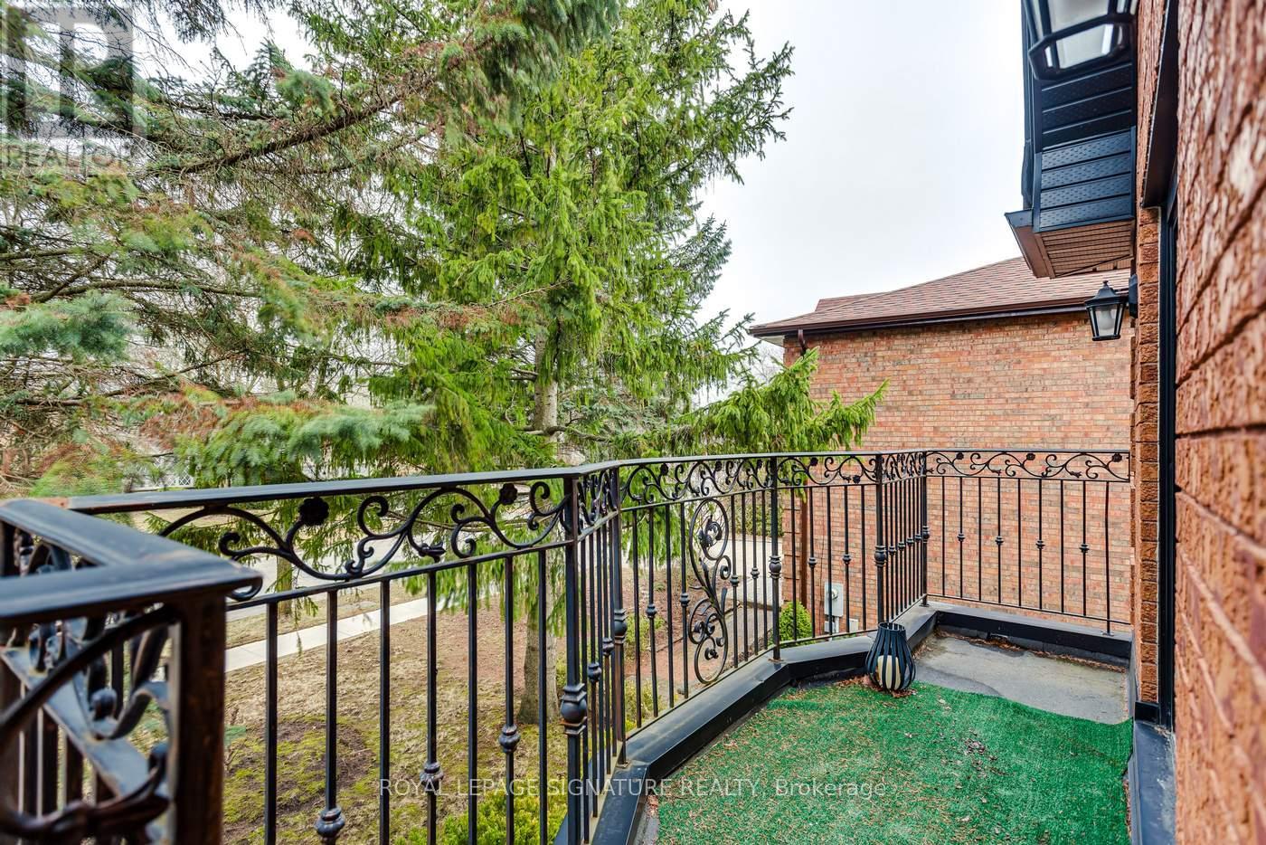 6 Brandy Court, Toronto, Ontario  M3B 3L3 - Photo 22 - C12956156