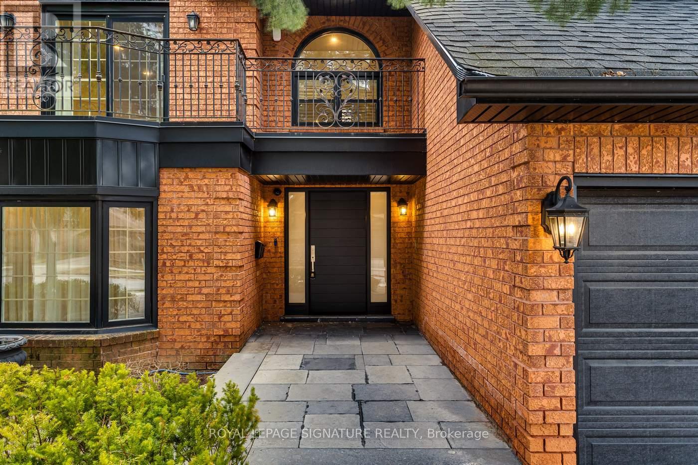 6 Brandy Court, Toronto, Ontario  M3B 3L3 - Photo 3 - C12956156