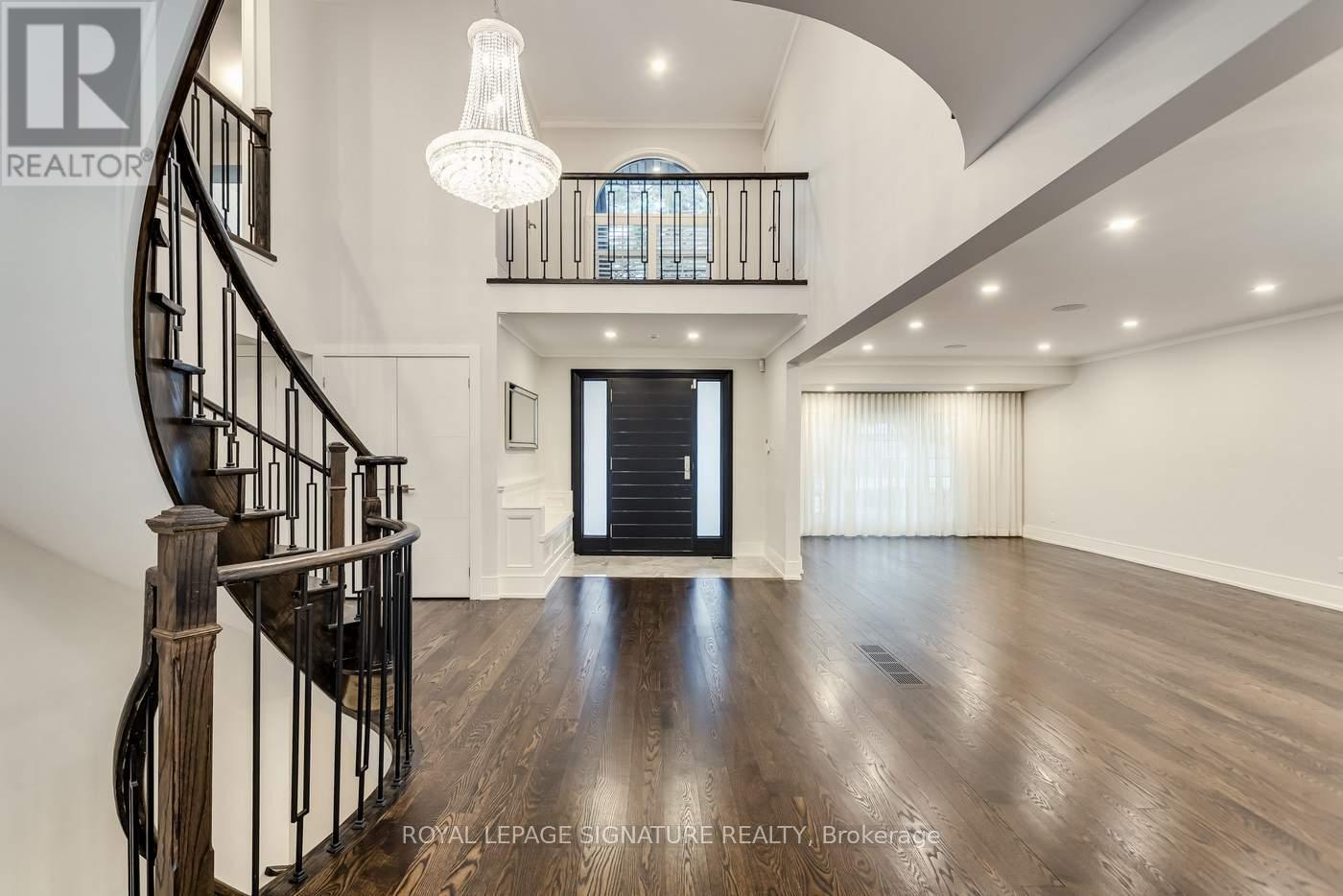 6 Brandy Court, Toronto, Ontario  M3B 3L3 - Photo 4 - C12956156