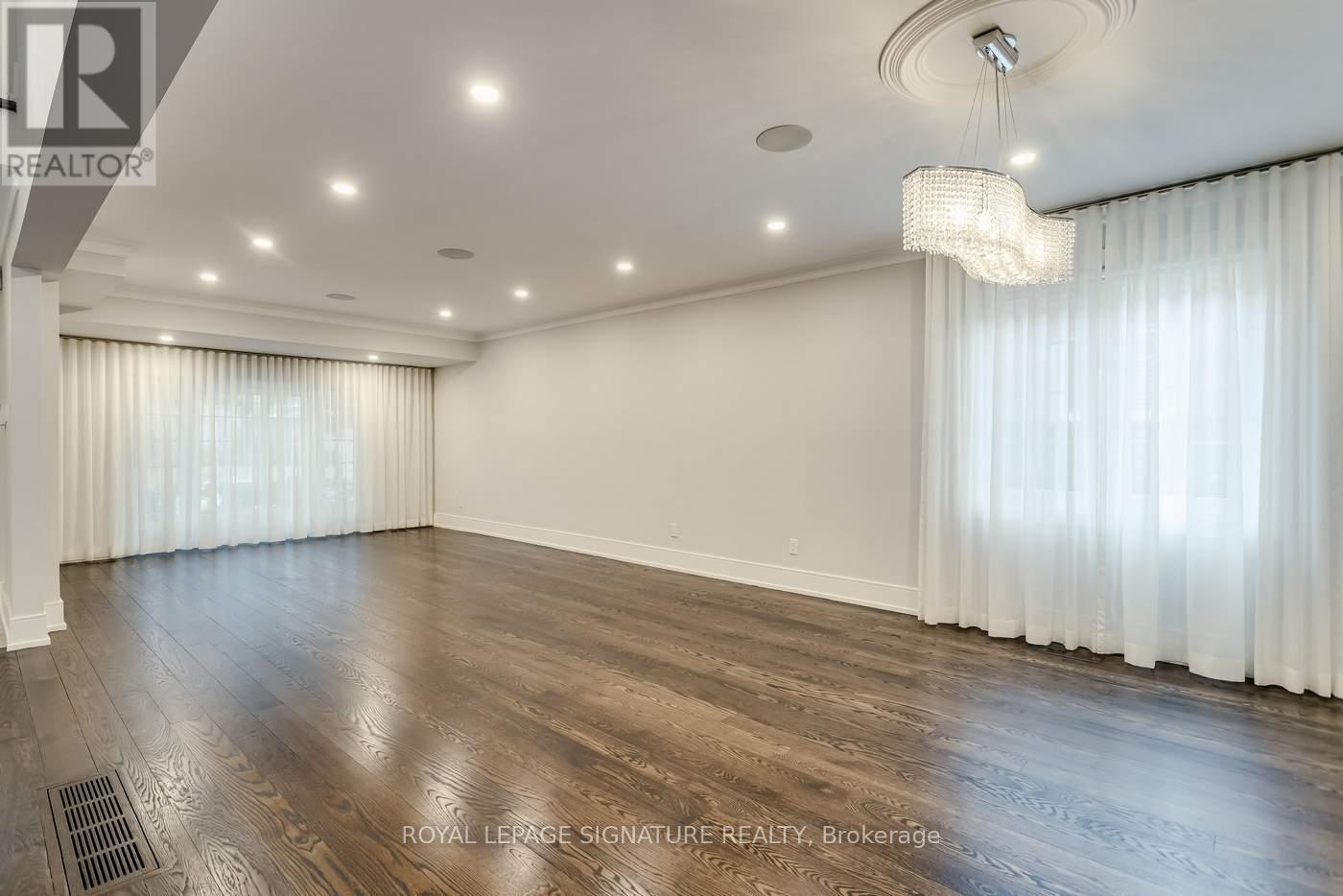 6 Brandy Court, Toronto, Ontario  M3B 3L3 - Photo 7 - C12956156