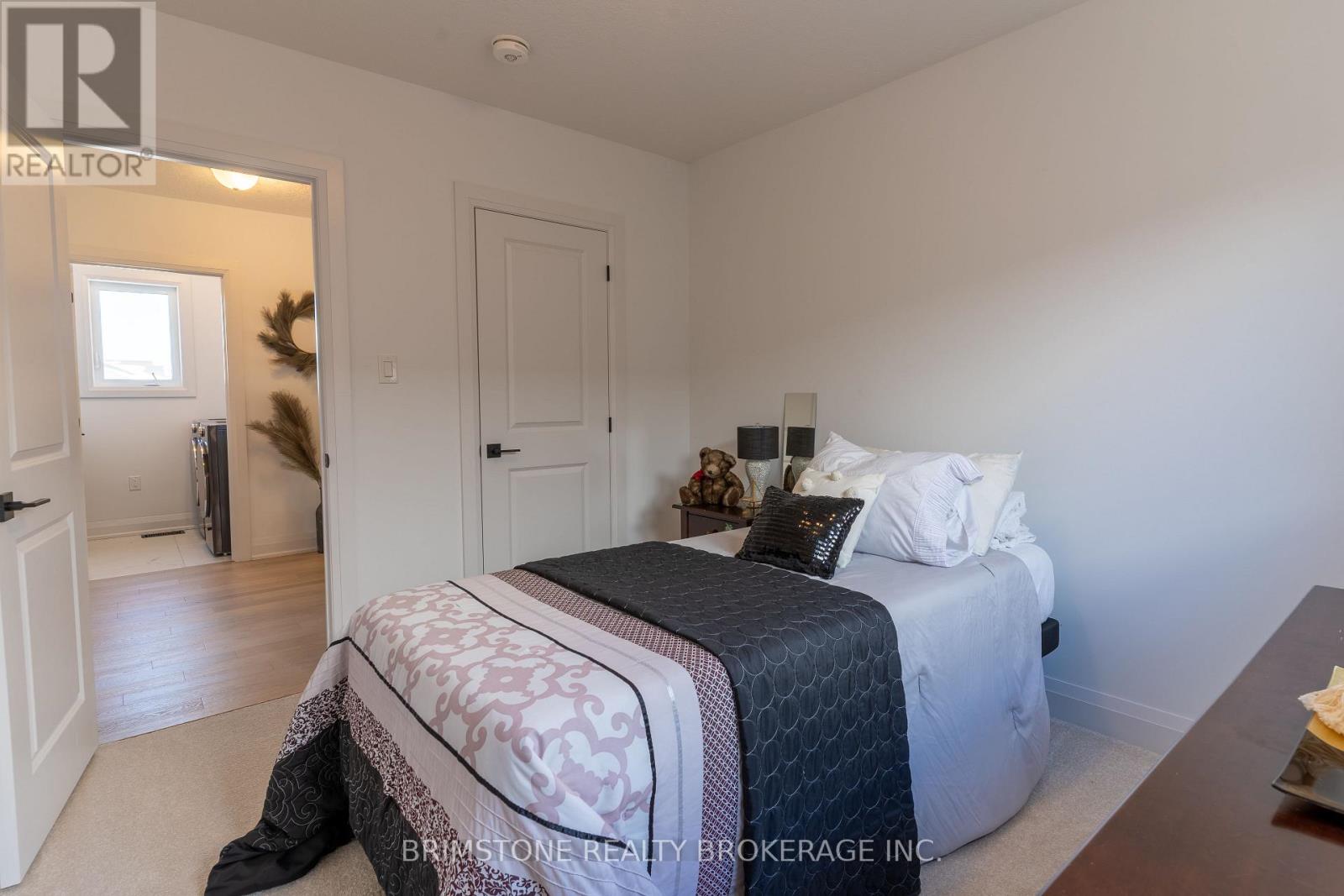 119 Gray Avenue, New Tecumseth, Ontario  L9R 1P6 - Photo 23 - N12980424