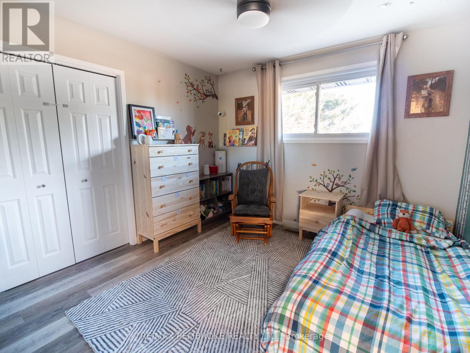 2313 B Line Road, Laurentian Valley, Ontario  K8A 6W8 - Photo 16 - X12994036