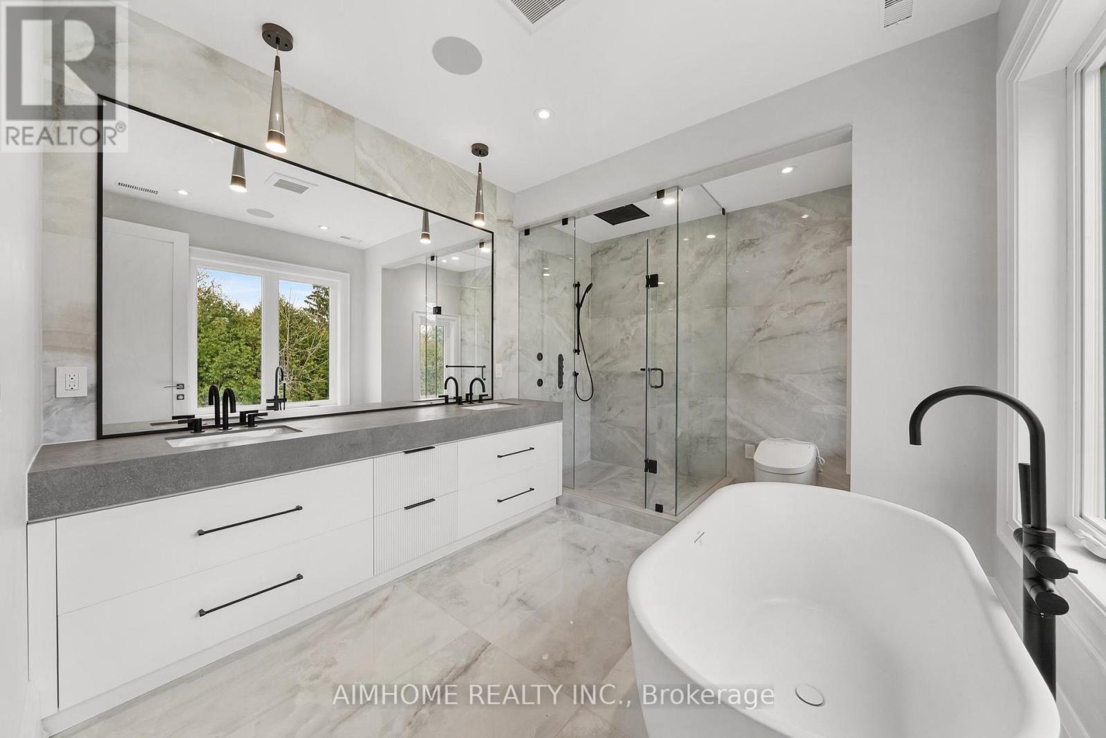 21 Summerfeldt Crescent, Markham, Ontario  L3R 2B1 - Photo 13 - N12999316