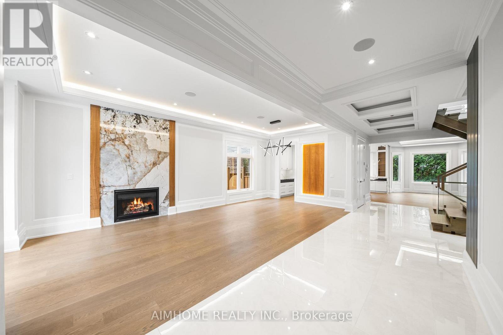 21 Summerfeldt Crescent, Markham, Ontario  L3R 2B1 - Photo 2 - N12999316