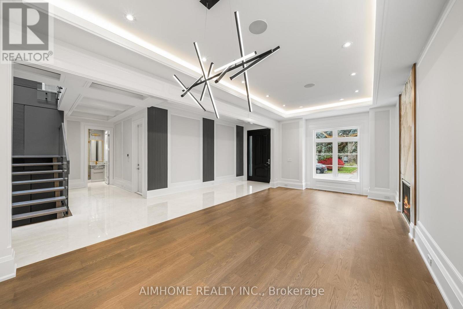 21 Summerfeldt Crescent, Markham, Ontario  L3R 2B1 - Photo 4 - N12999316