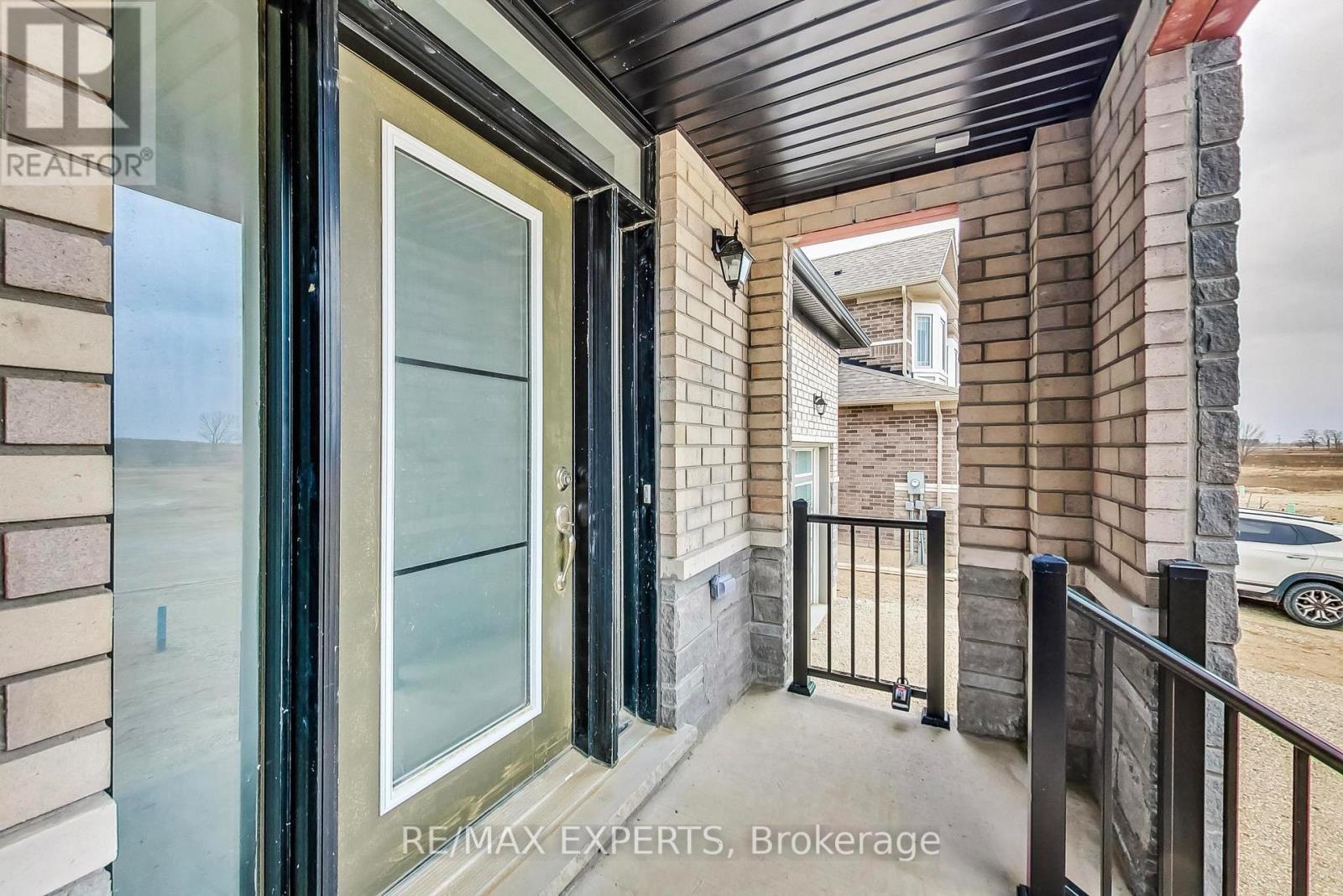 62 Season Crescent, Wasaga Beach, Ontario  L9Z 0M5 - Photo 2 - S12999292