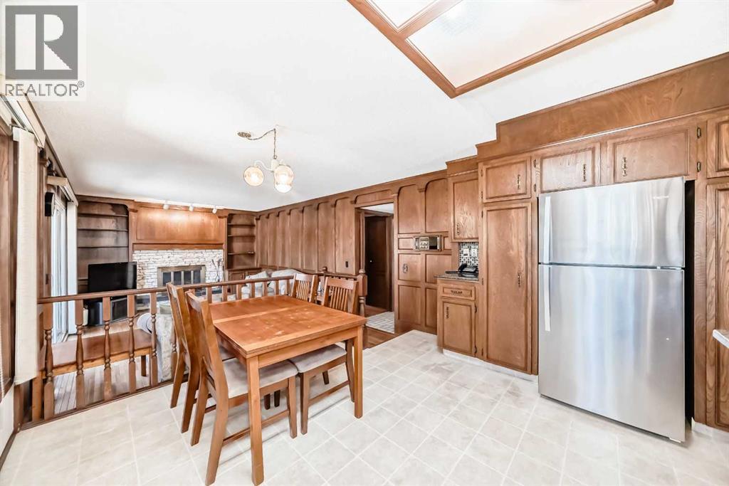 183 Dalcastle Way NW, Calgary, Alberta  T3A 2N5 - Photo 9 - A2301199