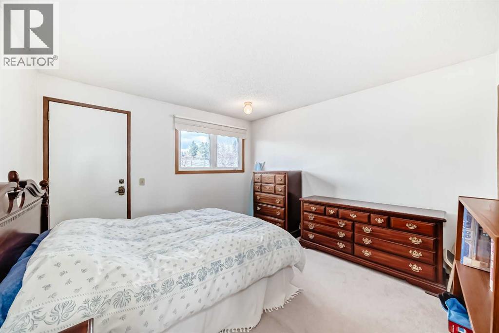 183 Dalcastle Way NW, Calgary, Alberta  T3A 2N5 - Photo 24 - A2301199