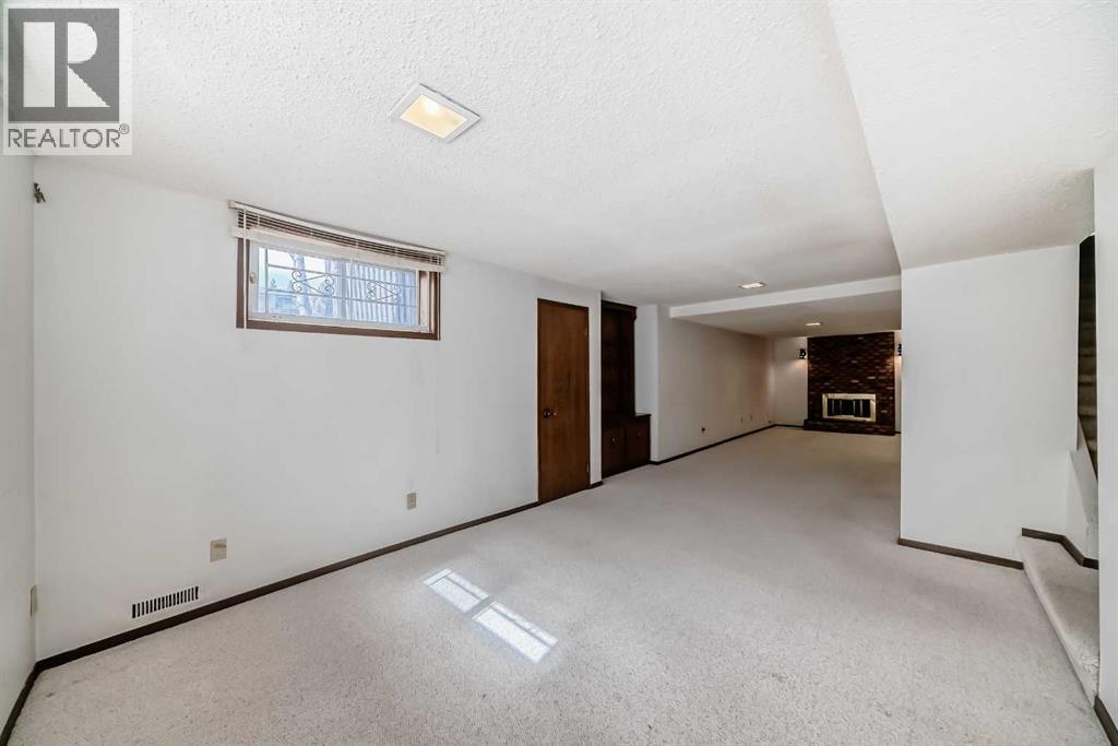 183 Dalcastle Way NW, Calgary, Alberta  T3A 2N5 - Photo 30 - A2301199