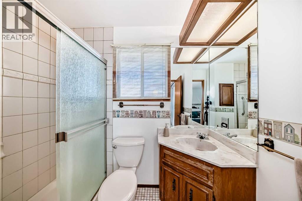 183 Dalcastle Way NW, Calgary, Alberta  T3A 2N5 - Photo 21 - A2301199