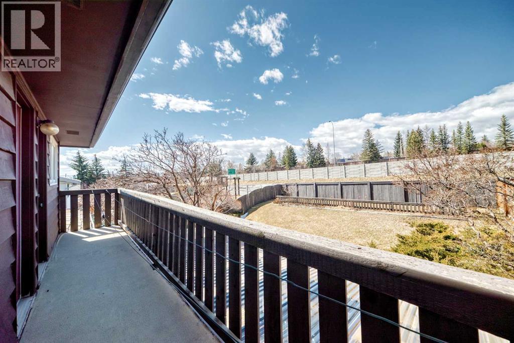 183 Dalcastle Way NW, Calgary, Alberta  T3A 2N5 - Photo 43 - A2301199