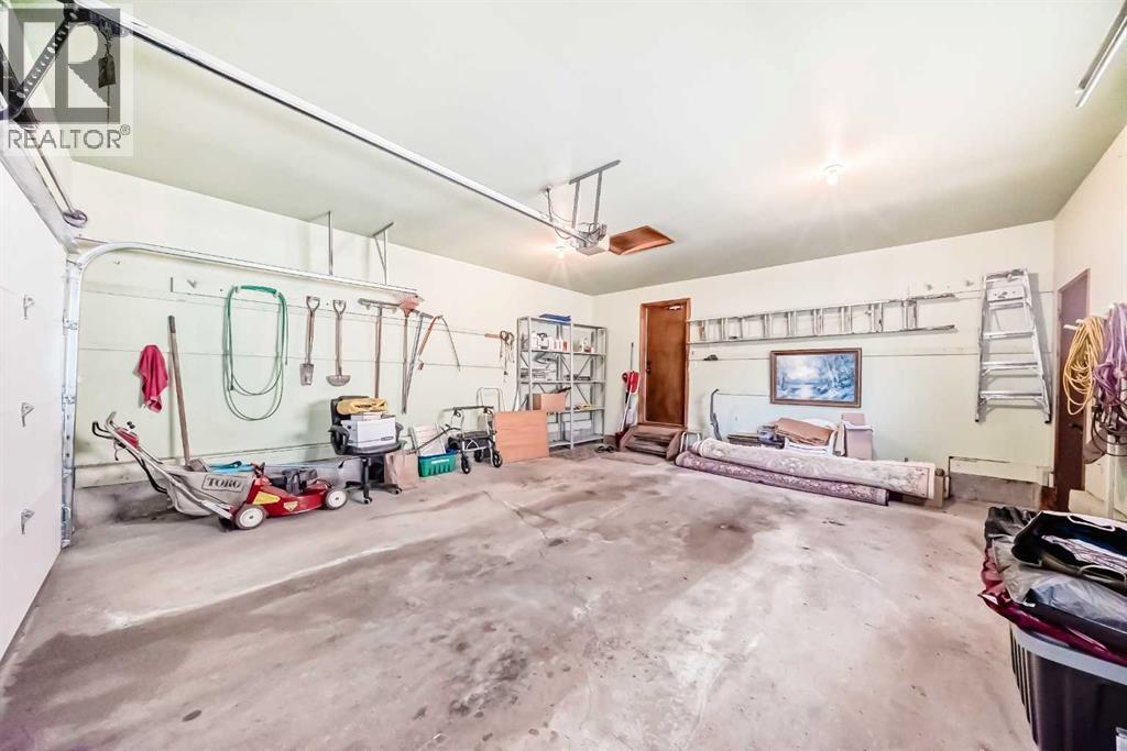 183 Dalcastle Way NW, Calgary, Alberta  T3A 2N5 - Photo 42 - A2301199