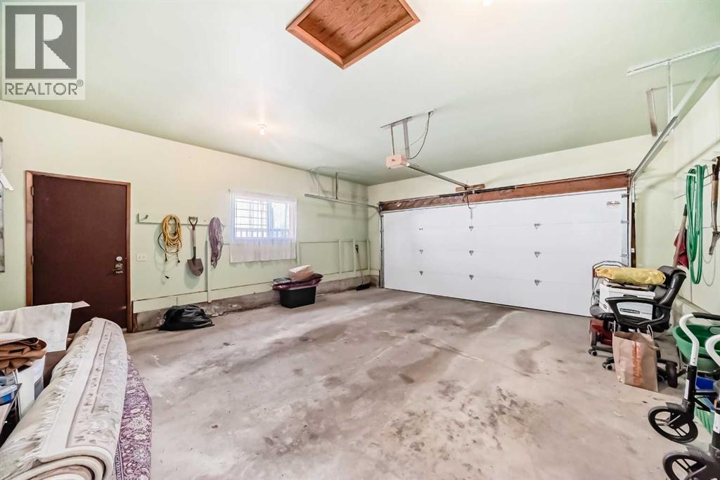 183 Dalcastle Way NW, Calgary, Alberta  T3A 2N5 - Photo 41 - A2301199