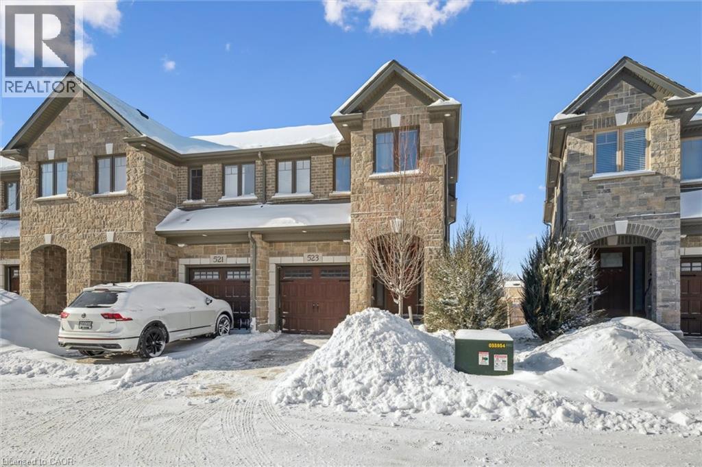 523 HOLLYBROOK Crescent, Kitchener, Ontario