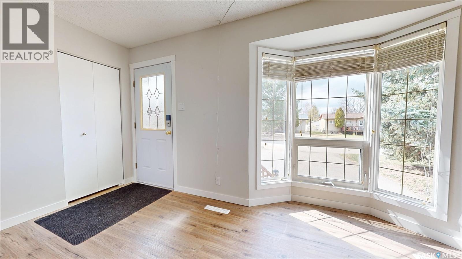 108 Griffin Street, Maple Creek, Saskatchewan  S0N 1N0 - Photo 13 - SK032821