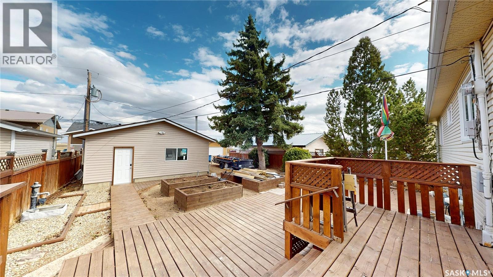 108 Griffin Street, Maple Creek, Saskatchewan  S0N 1N0 - Photo 42 - SK032821