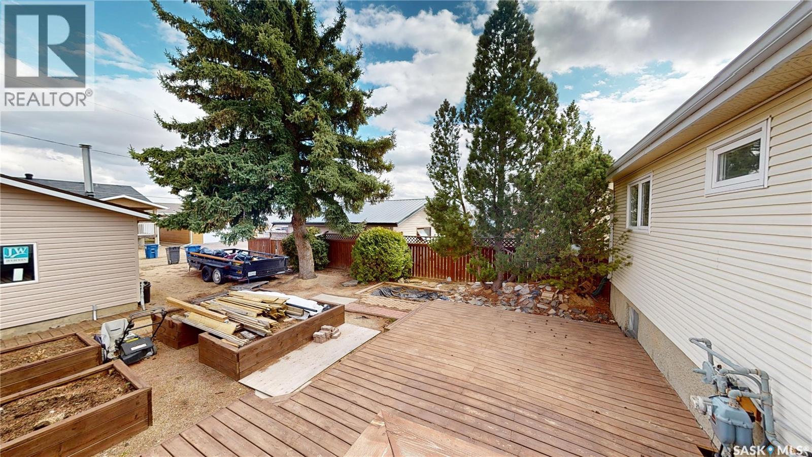 108 Griffin Street, Maple Creek, Saskatchewan  S0N 1N0 - Photo 47 - SK032821