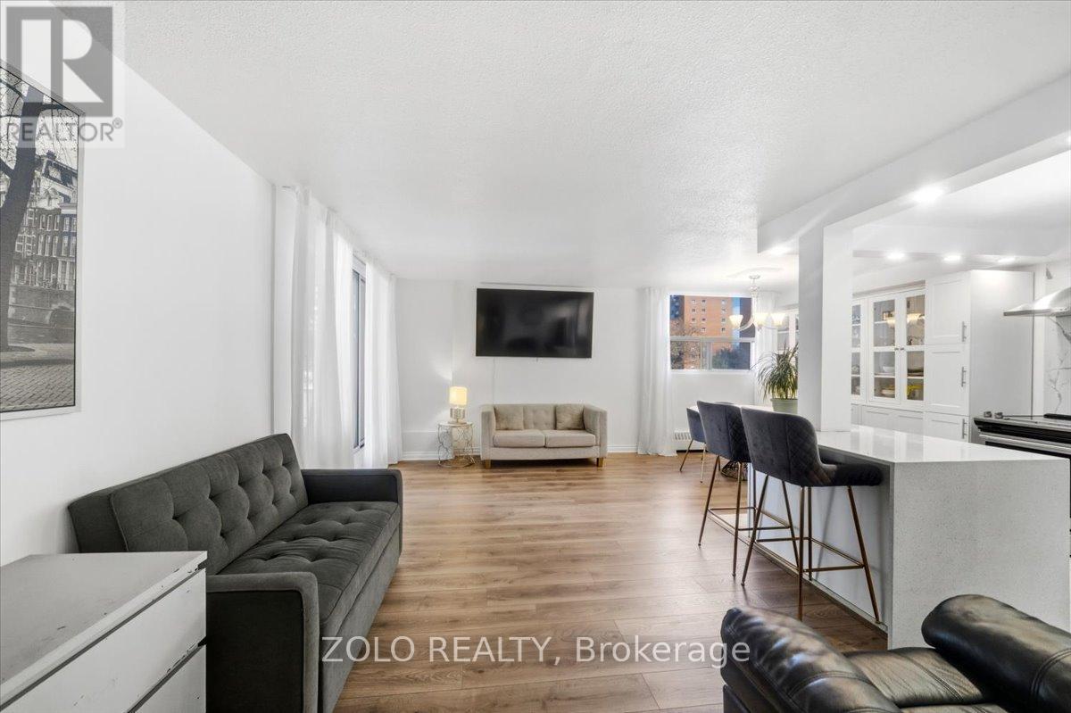 203 - 2345 Confederation Parkway, Mississauga, Ontario  L5B 2H3 - Photo 10 - W12999302