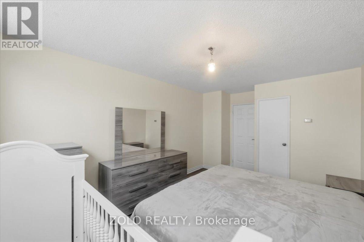 203 - 2345 Confederation Parkway, Mississauga, Ontario  L5B 2H3 - Photo 19 - W12999302