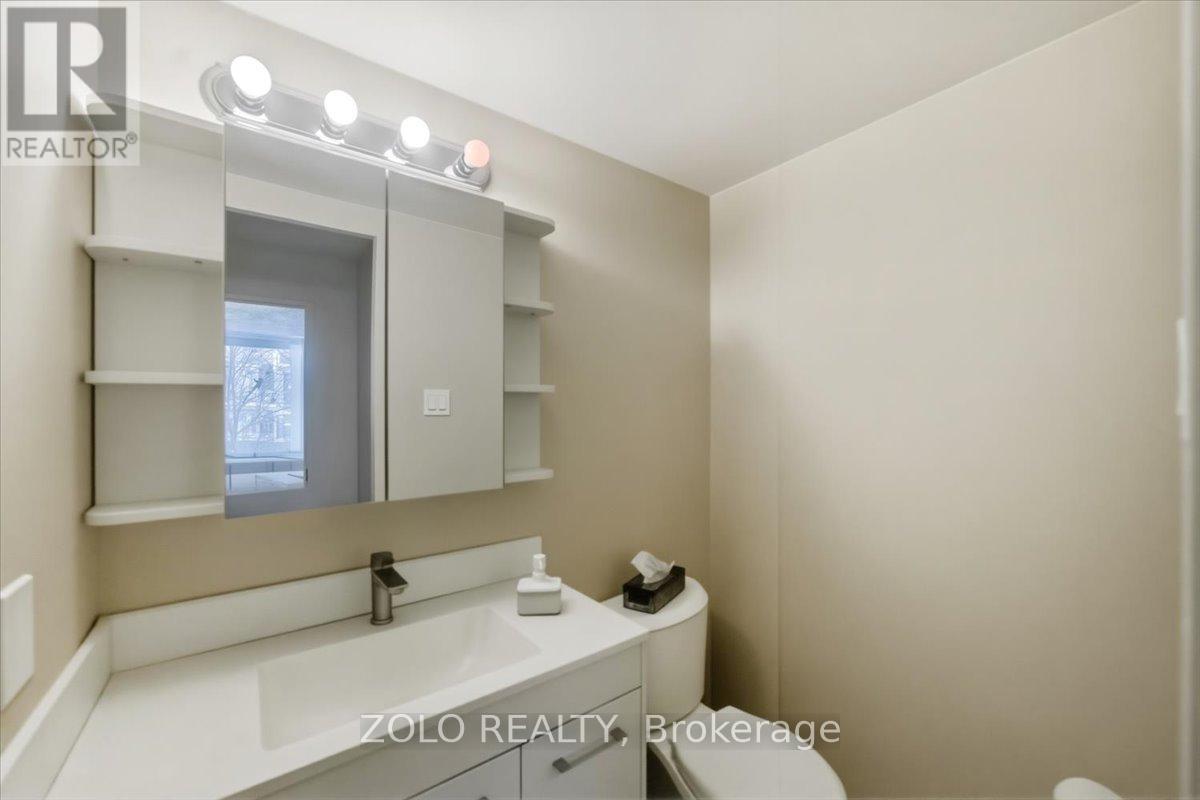 203 - 2345 Confederation Parkway, Mississauga, Ontario  L5B 2H3 - Photo 32 - W12999302