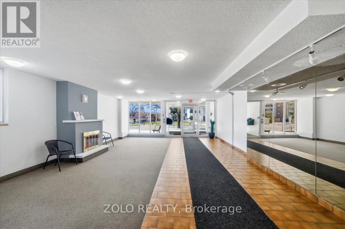 203 - 2345 Confederation Parkway, Mississauga, Ontario  L5B 2H3 - Photo 36 - W12999302