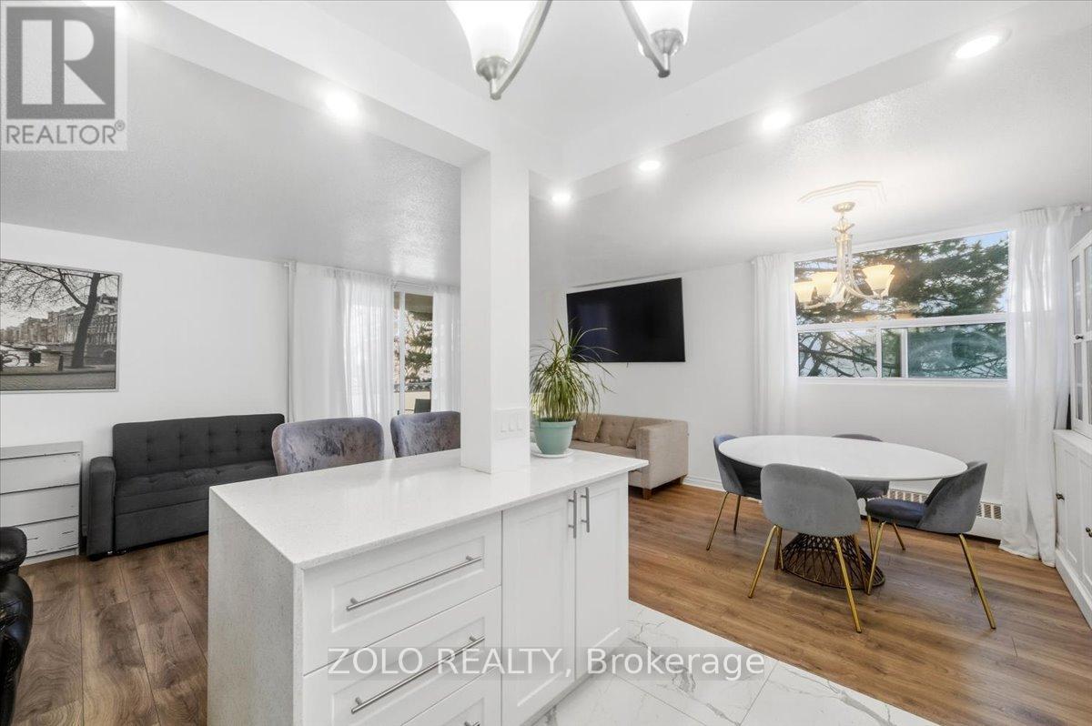 203 - 2345 Confederation Parkway, Mississauga, Ontario  L5B 2H3 - Photo 4 - W12999302