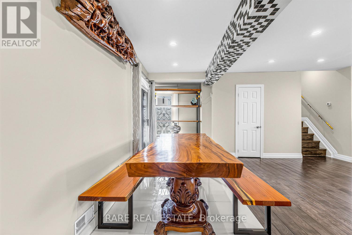 69 Fletcherdon Crescent, Toronto, Ontario  M3N 1S2 - Photo 16 - W12999312