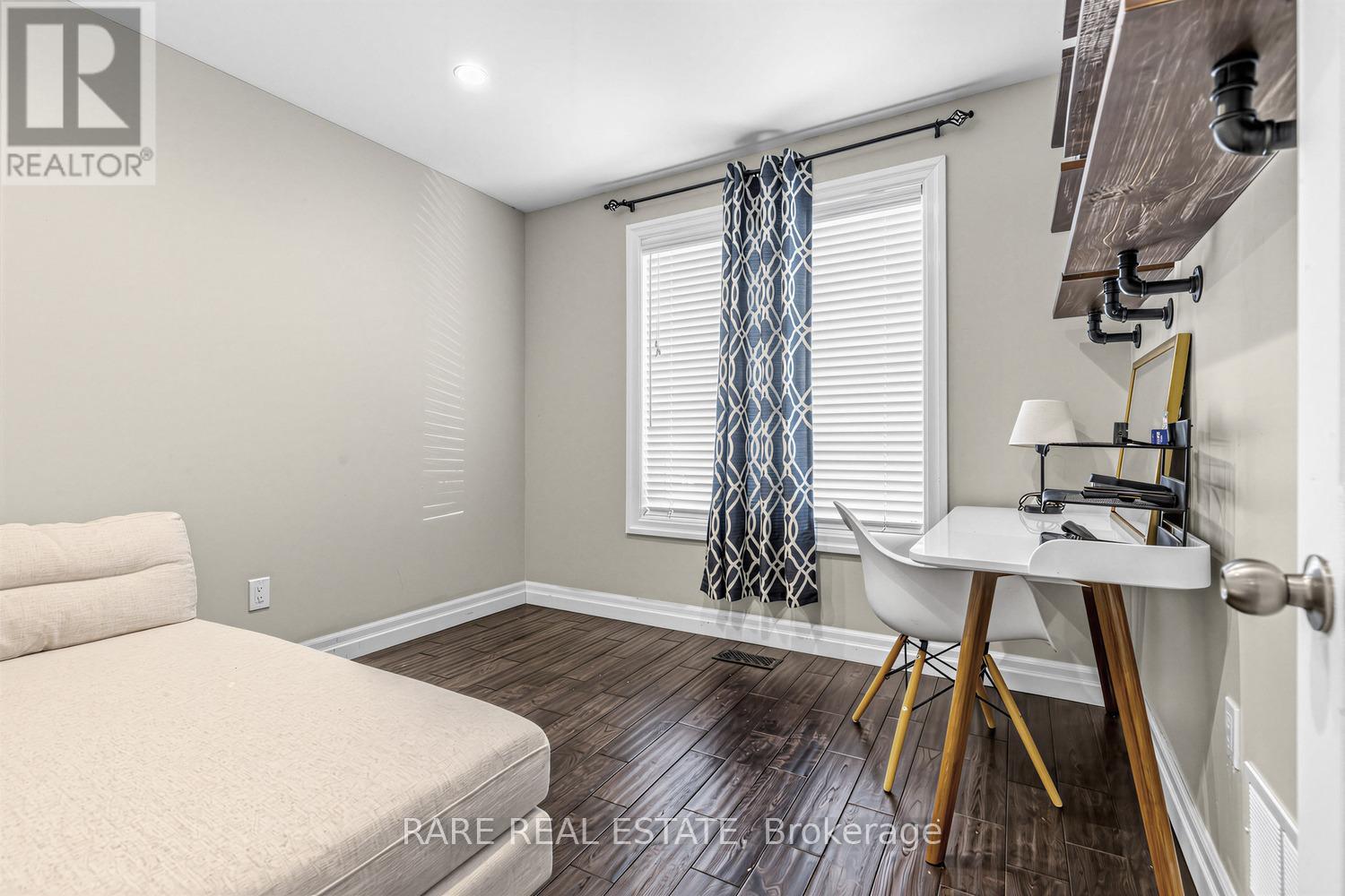 69 Fletcherdon Crescent, Toronto, Ontario  M3N 1S2 - Photo 24 - W12999312