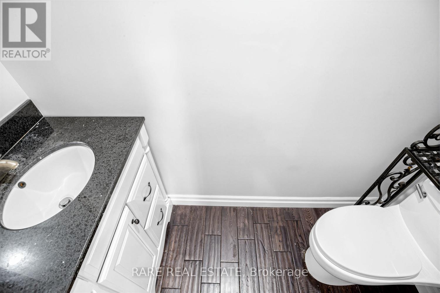 69 Fletcherdon Crescent, Toronto, Ontario  M3N 1S2 - Photo 26 - W12999312