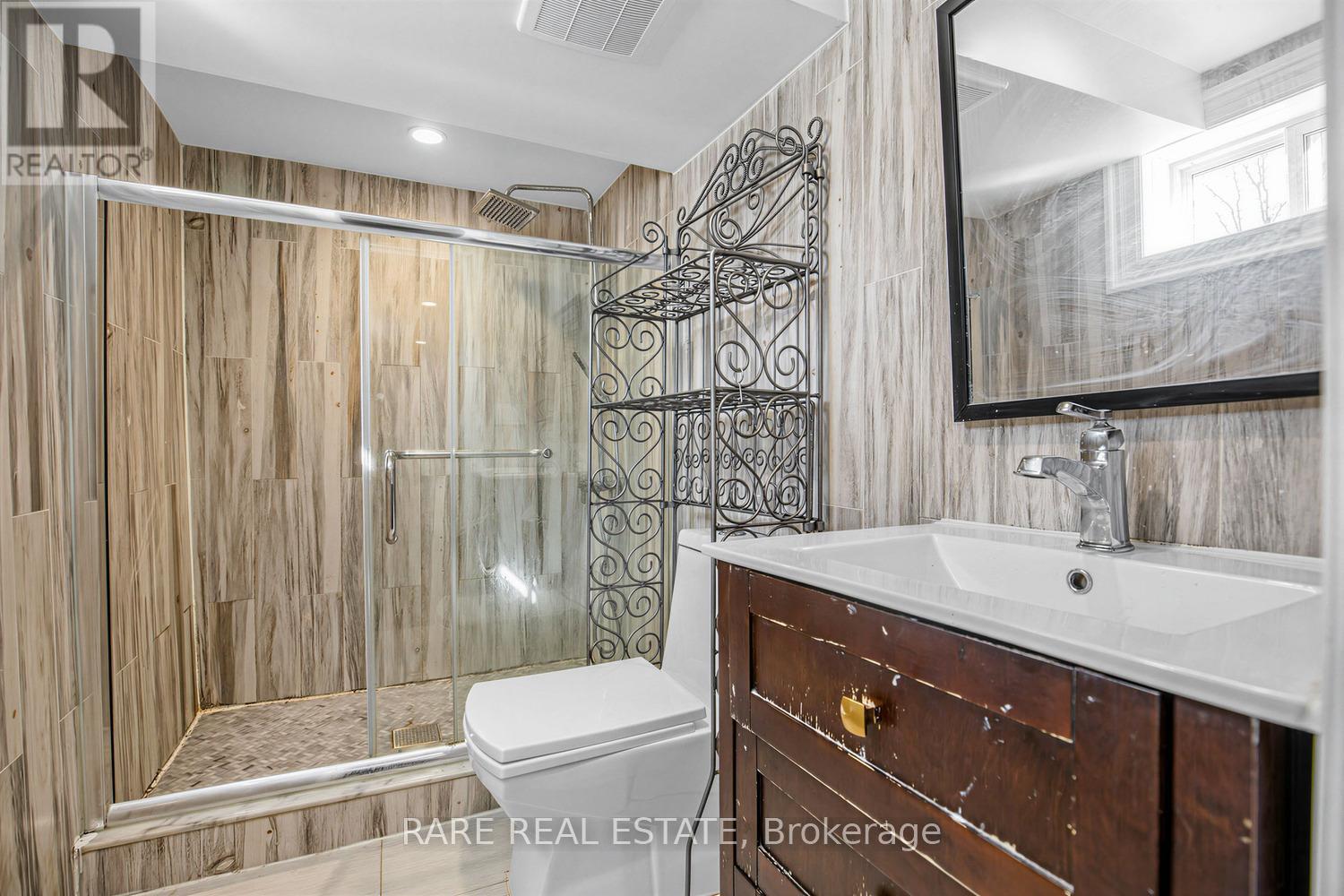 69 Fletcherdon Crescent, Toronto, Ontario  M3N 1S2 - Photo 31 - W12999312