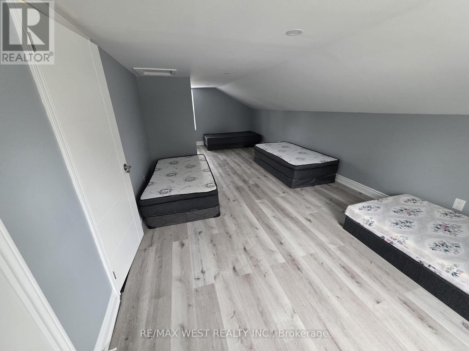 476 Hamilton Street, Huron-Kinloss, Ontario  N0G 2H0 - Photo 29 - X12999324