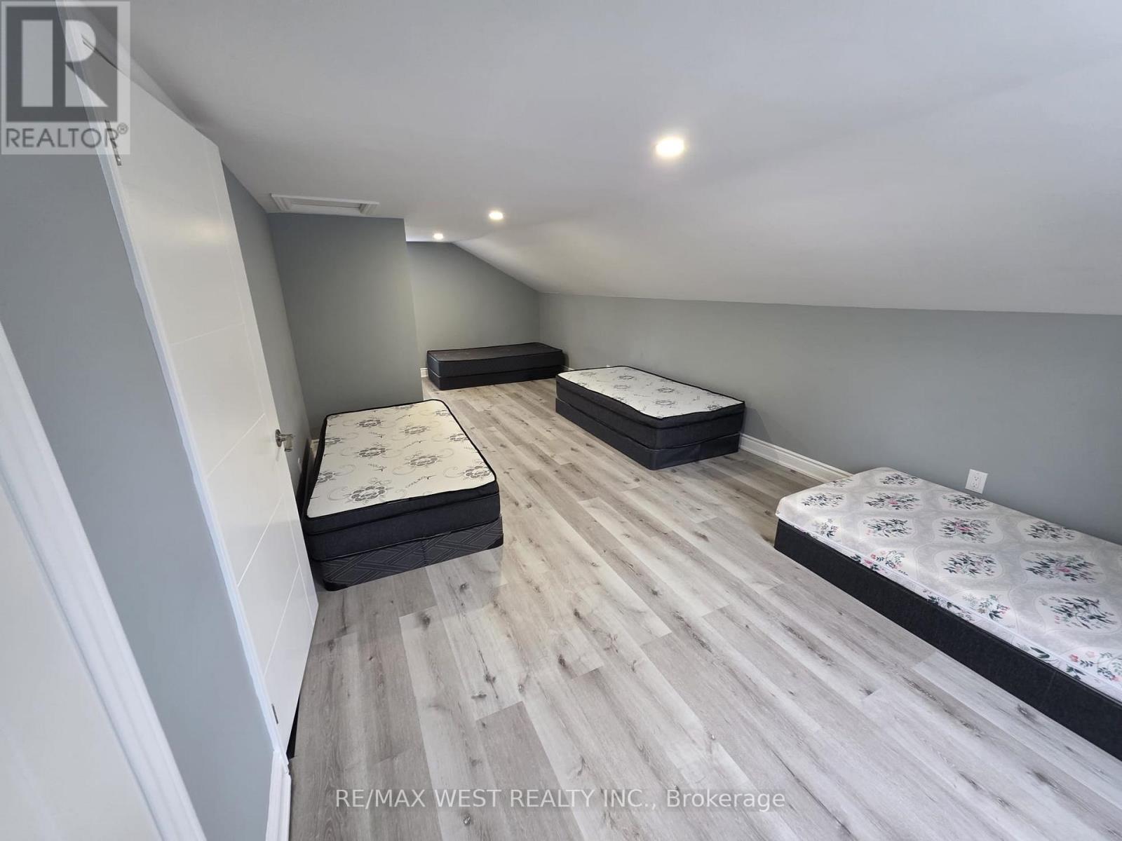 476 Hamilton Street, Huron-Kinloss, Ontario  N0G 2H0 - Photo 34 - X12999324