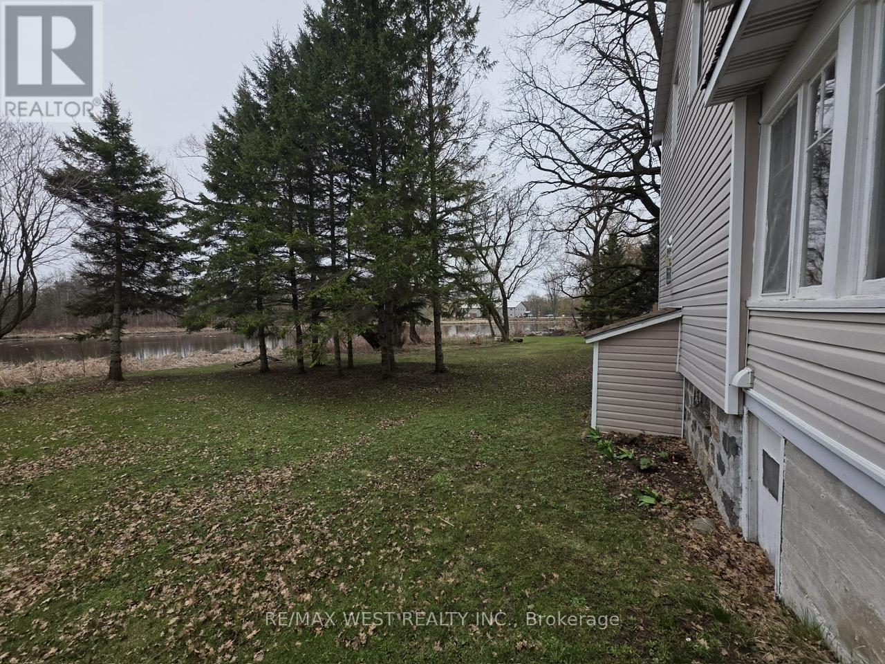 476 Hamilton Street, Huron-Kinloss, Ontario  N0G 2H0 - Photo 36 - X12999324