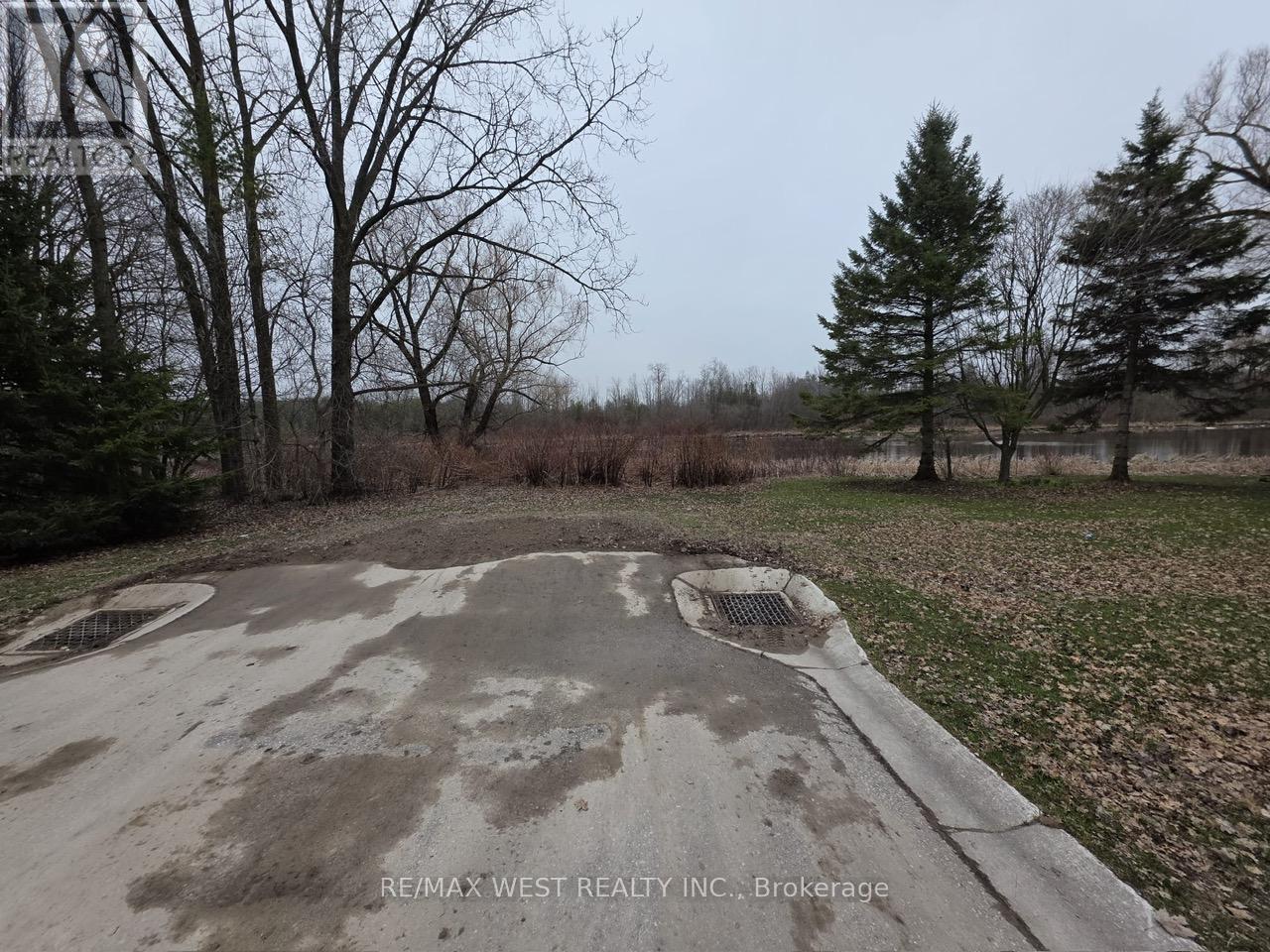 476 Hamilton Street, Huron-Kinloss, Ontario  N0G 2H0 - Photo 47 - X12999324