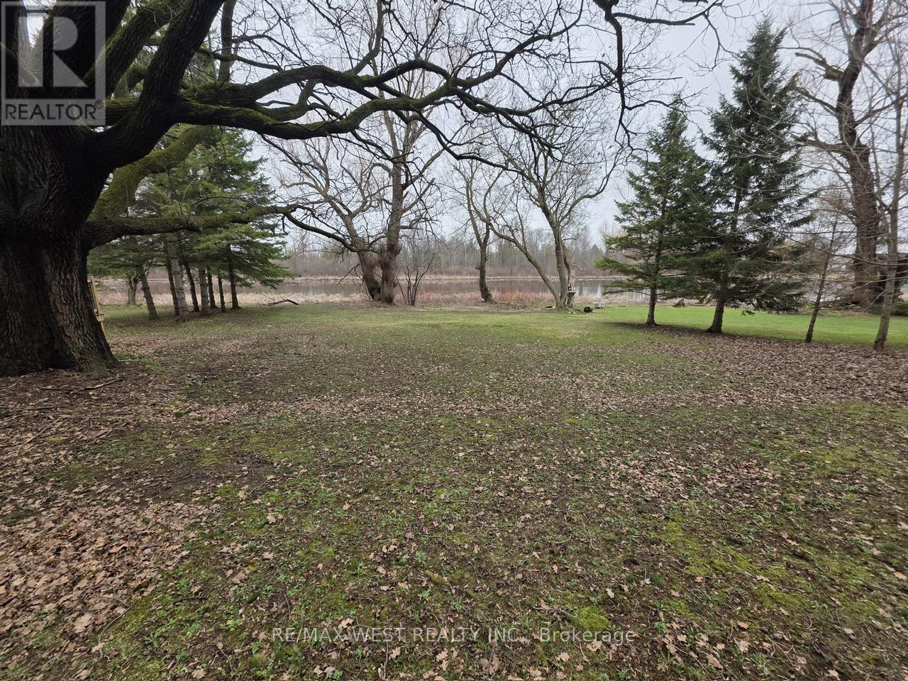 476 Hamilton Street, Huron-Kinloss, Ontario  N0G 2H0 - Photo 5 - X12999324