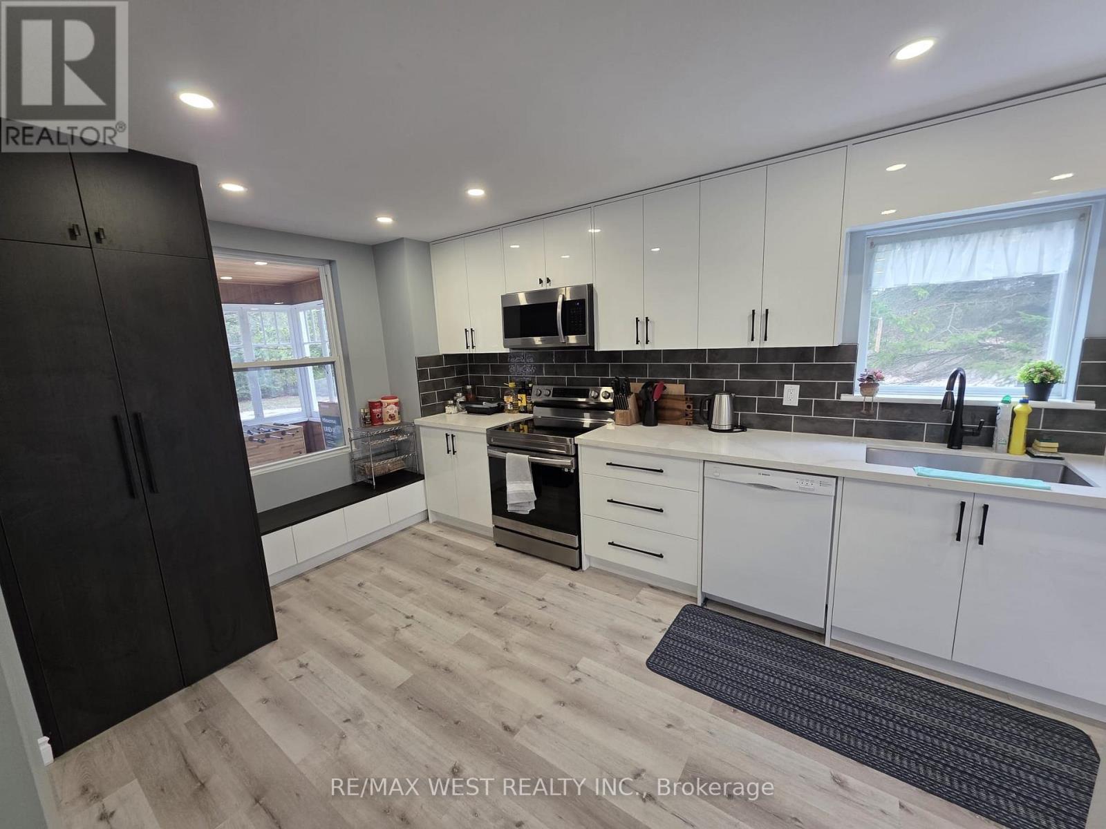 476 Hamilton Street, Huron-Kinloss, Ontario  N0G 2H0 - Photo 8 - X12999324