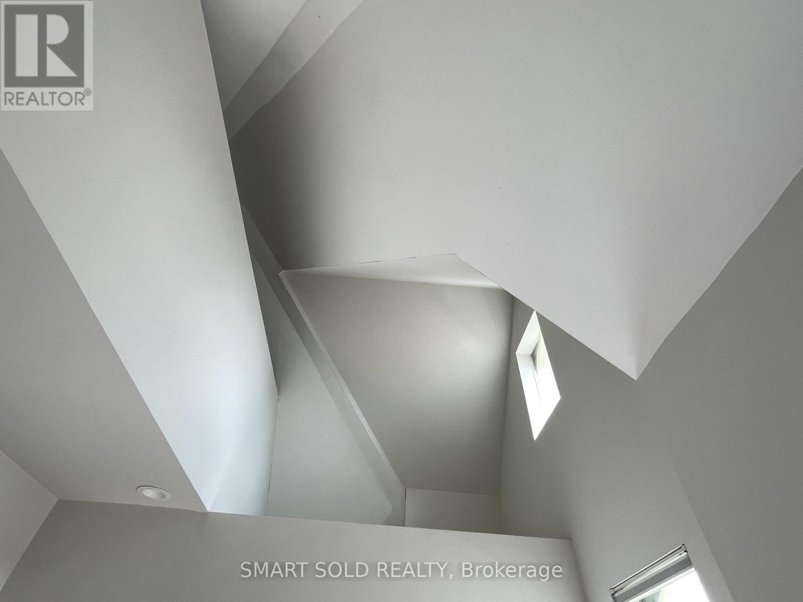 42 Amelia Street, Toronto, Ontario  M4X 1E1 - Photo 16 - C12999356