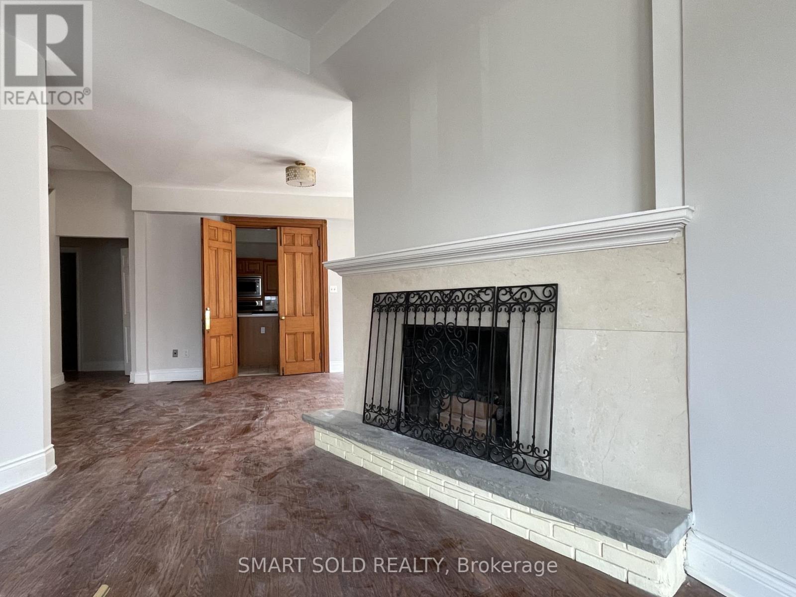 42 Amelia Street, Toronto, Ontario  M4X 1E1 - Photo 6 - C12999356