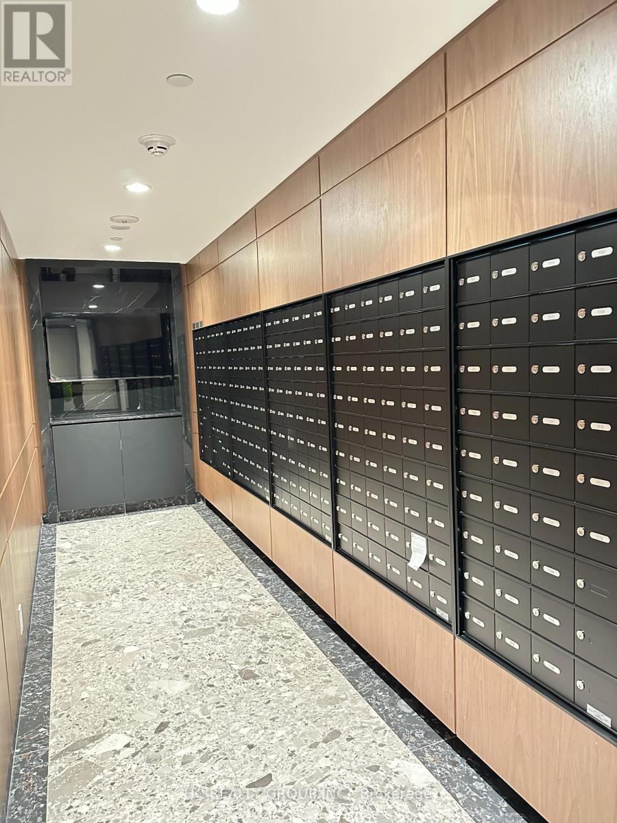 916 - 6 Greenbriar Road, Toronto, Ontario  M2K 0H6 - Photo 28 - C12999358