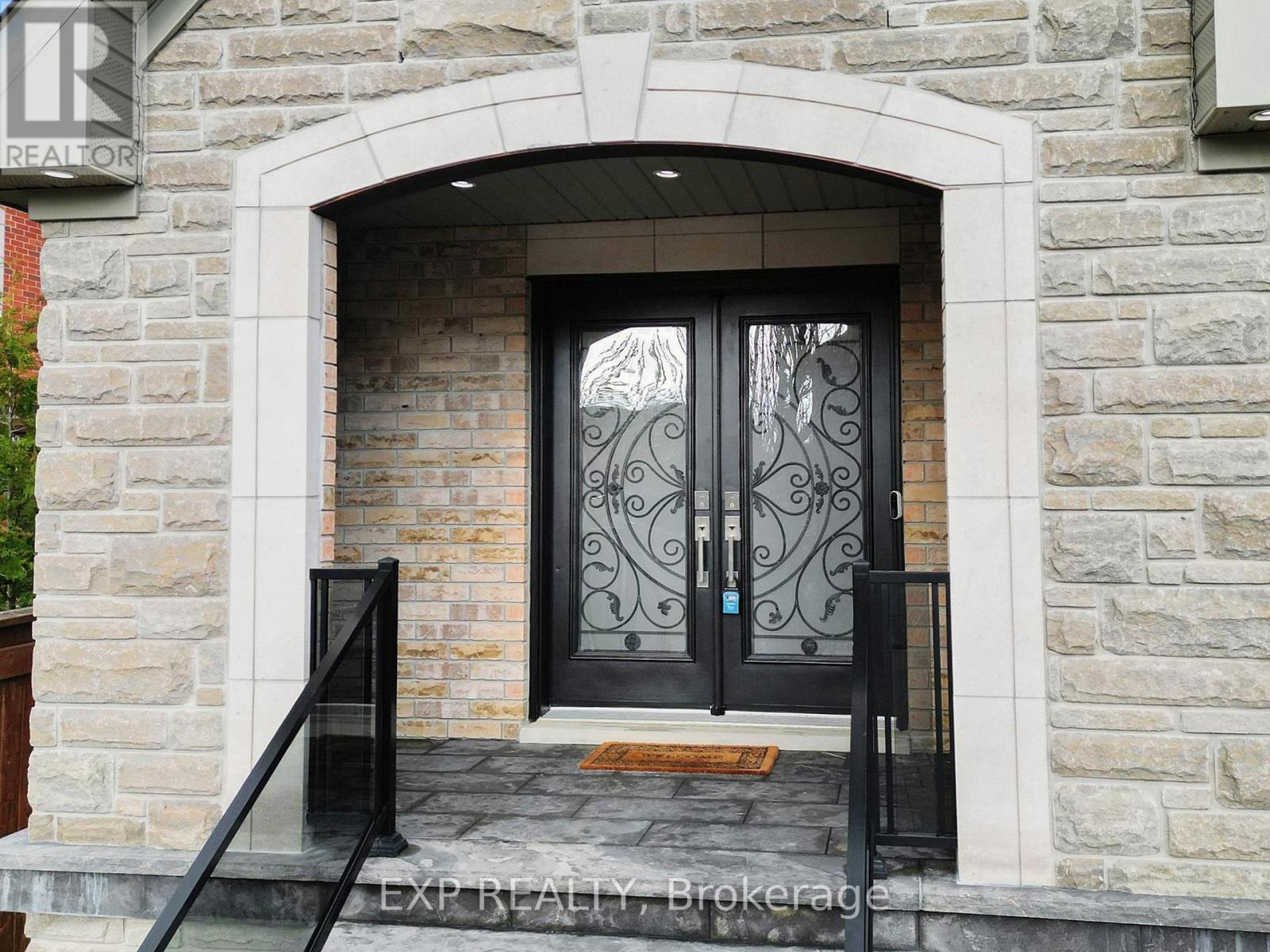 33 Gambit Avenue, Vaughan, Ontario  L4H 0Y7 - Photo 7 - N12999336