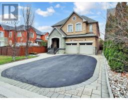 33 GAMBIT AVENUE, Vaughan, Ontario