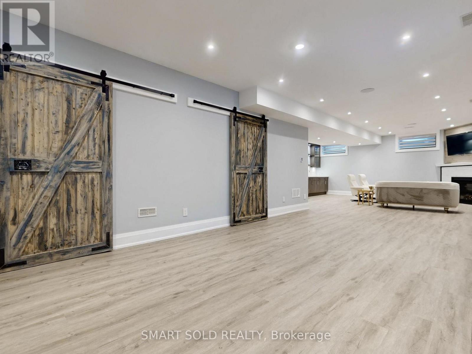 20 Dunn Drive, Richmond Hill, Ontario  L4E 3H8 - Photo 32 - N12999368