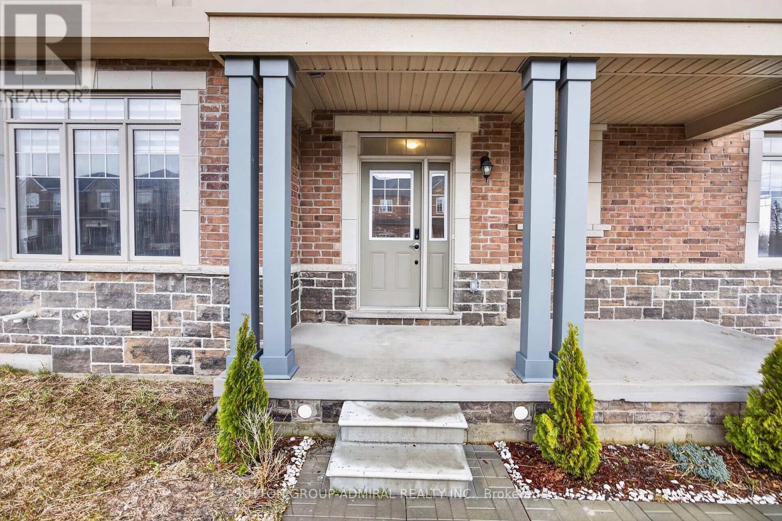 2237 Grainger Loop, Innisfil, Ontario L9S 0N1 - Photo 5 - N12999392